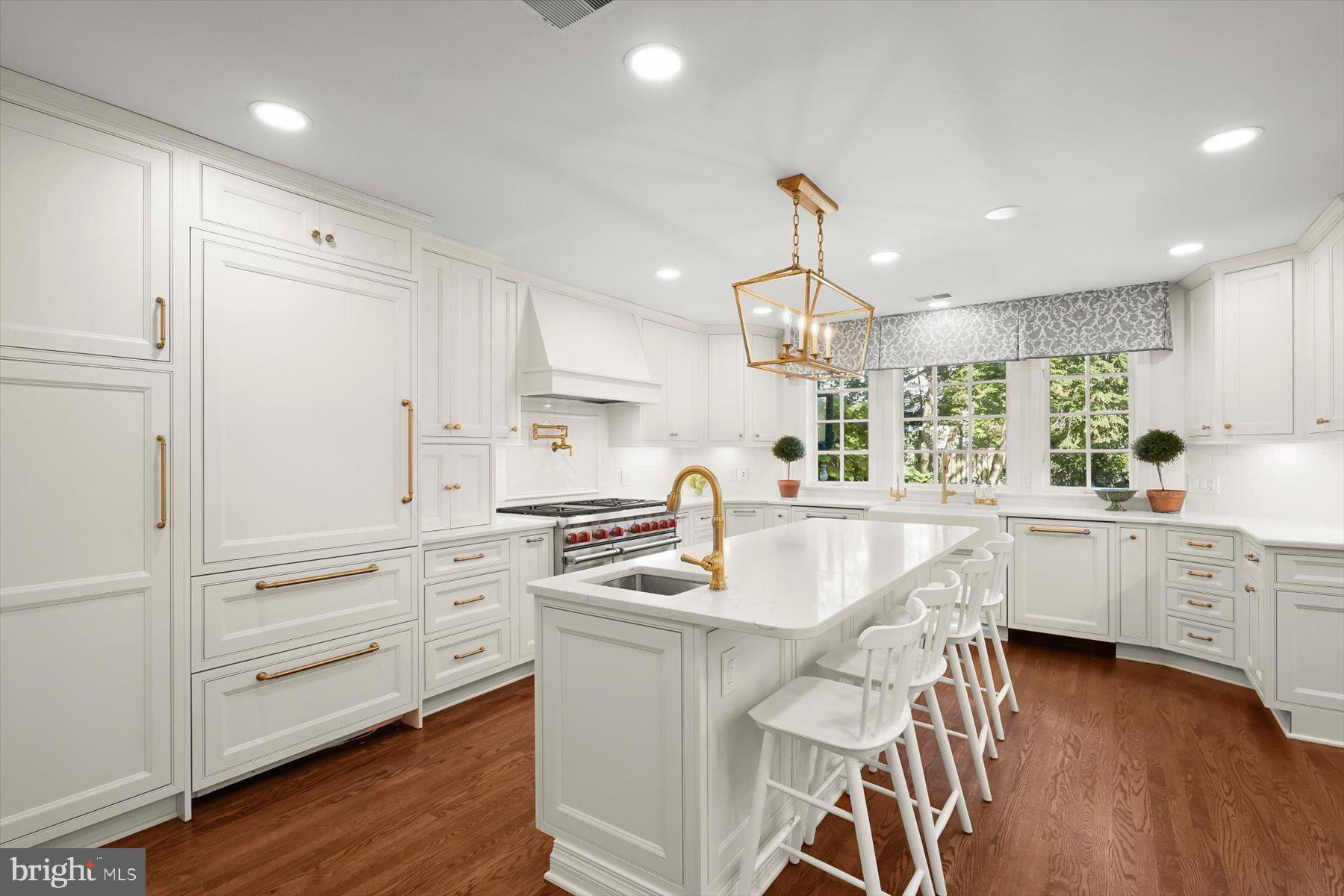 SPRING VALLEY - Residential