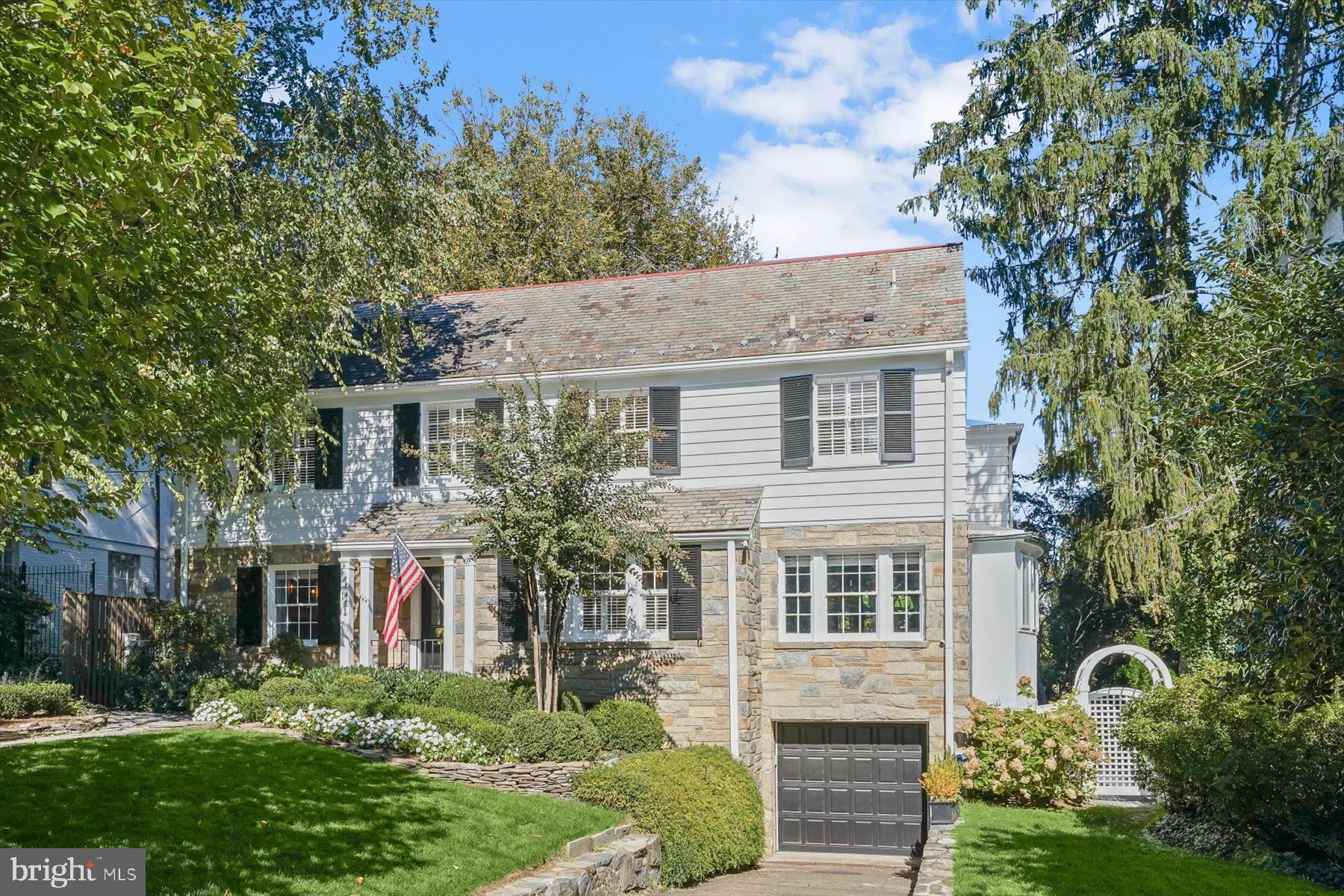 SPRING VALLEY - Residential