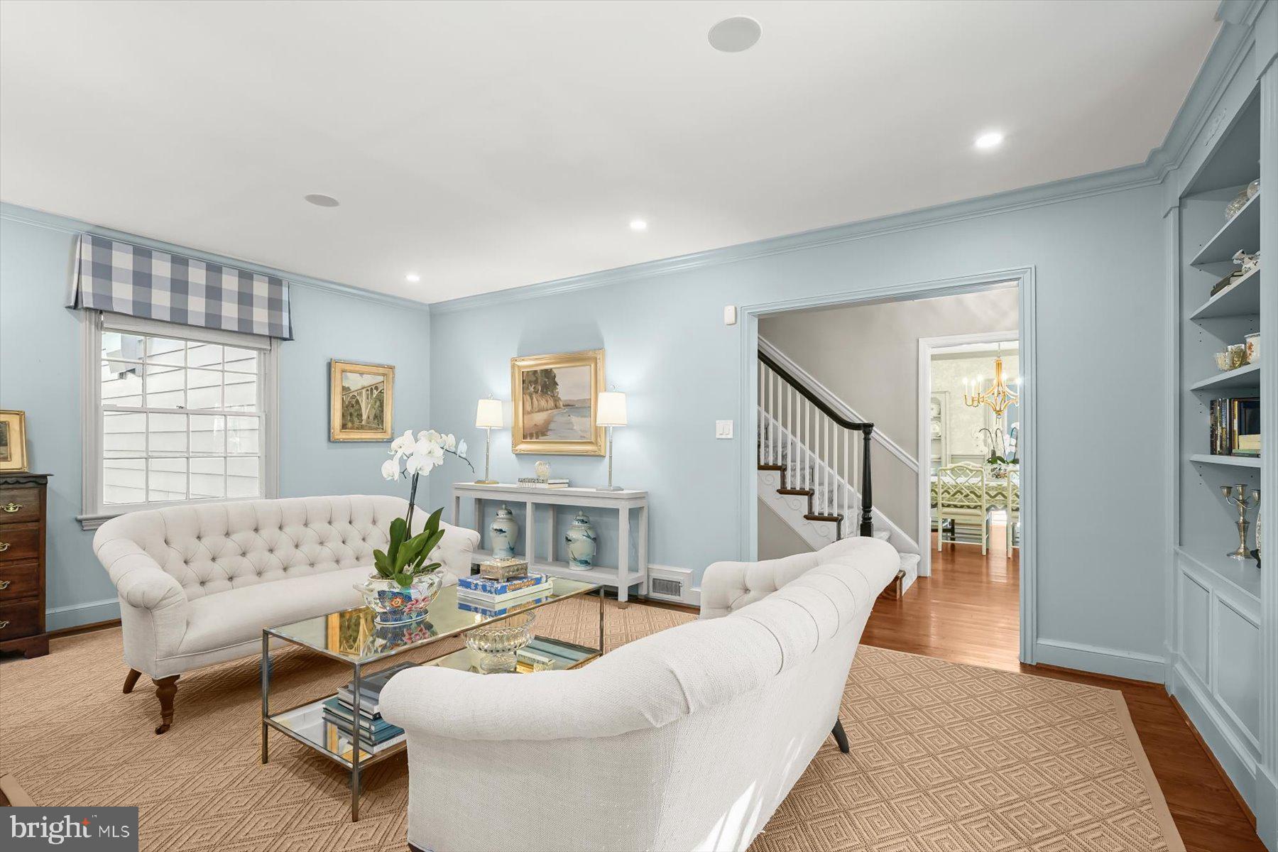 SPRING VALLEY - Residential