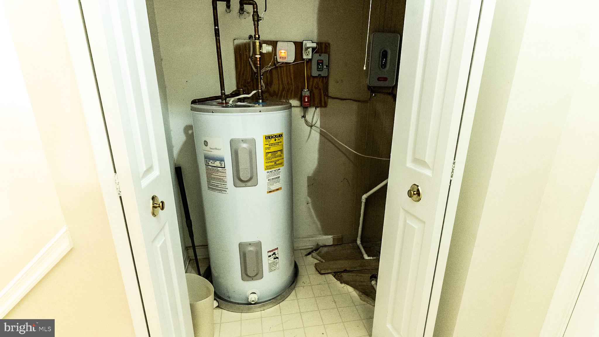 QUANTRELL MEWS - Residential Lease