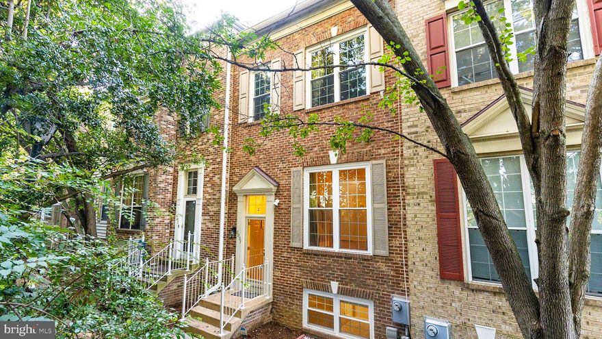 Please Apply online using the Rent Spree Application Portal

BEAUTIFUL RENOVATED 4 LEVEL, 3 1/2 BATH, 2 CAR GARAGE, EXCELLENT LOCATION, QUARTZ COUNTER TOP, REMODELED BATHS, HARDWOOD FLOOR ON THE MAIN LEVEL, CERAMIC FLOOR IN THE BATHROOMS, CLOSE TO TRANSPORTATION AND LANDMARK SHOPPING CENTER

ALL BEDROOMS HAVE THEIR OWN PRIVATE BATH. AGENT/OWNER

VACANT..........MOVE-IN-READY

INCLUDES WIFI AND 2 NEWLY INSTALLED RING CAMERAS FOR SECURITY

BONUS: INCLUDES AMAZON KEYLESS ENTRY FOR BACKDOOR