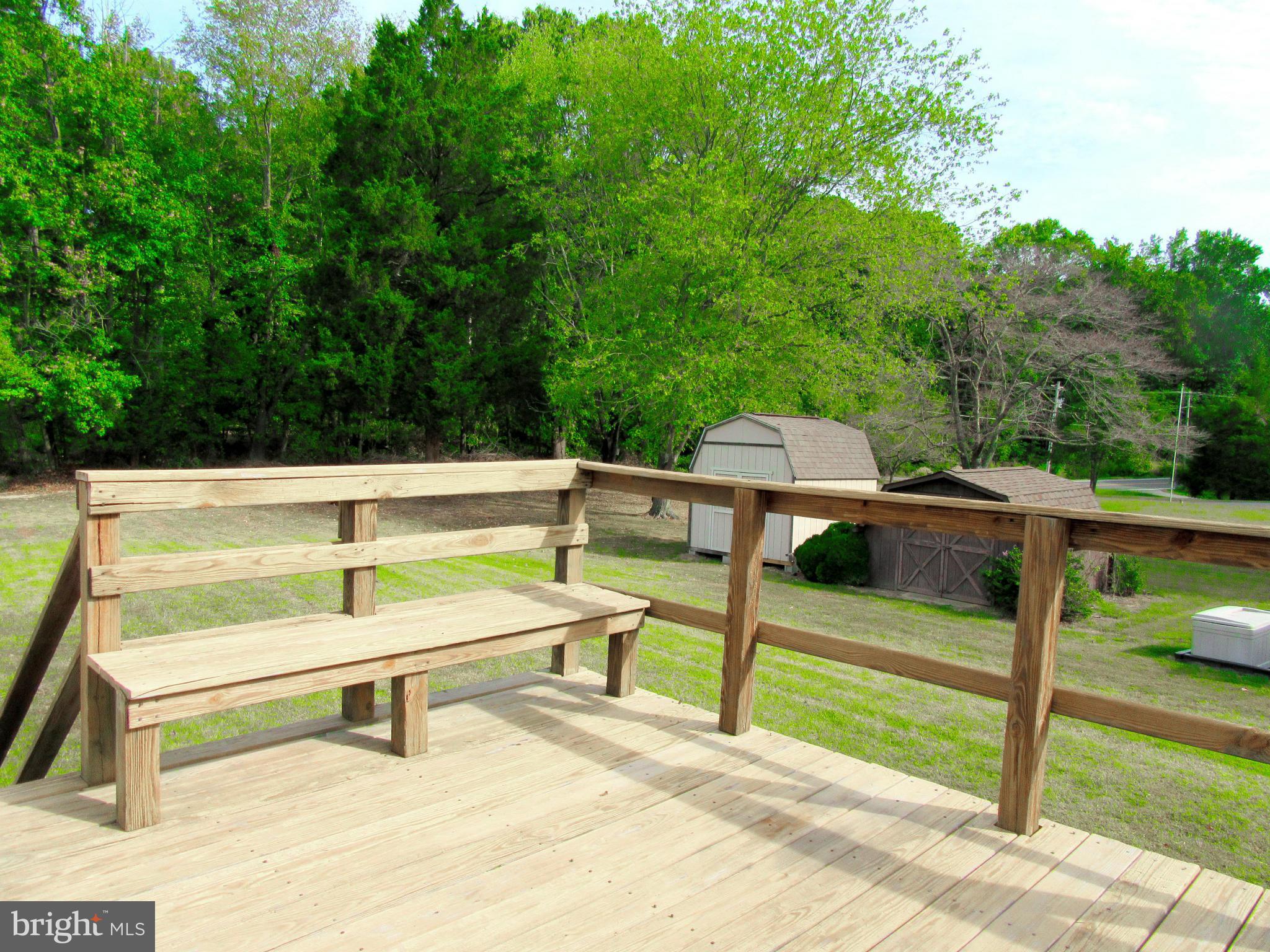 AVON CREST - Residential