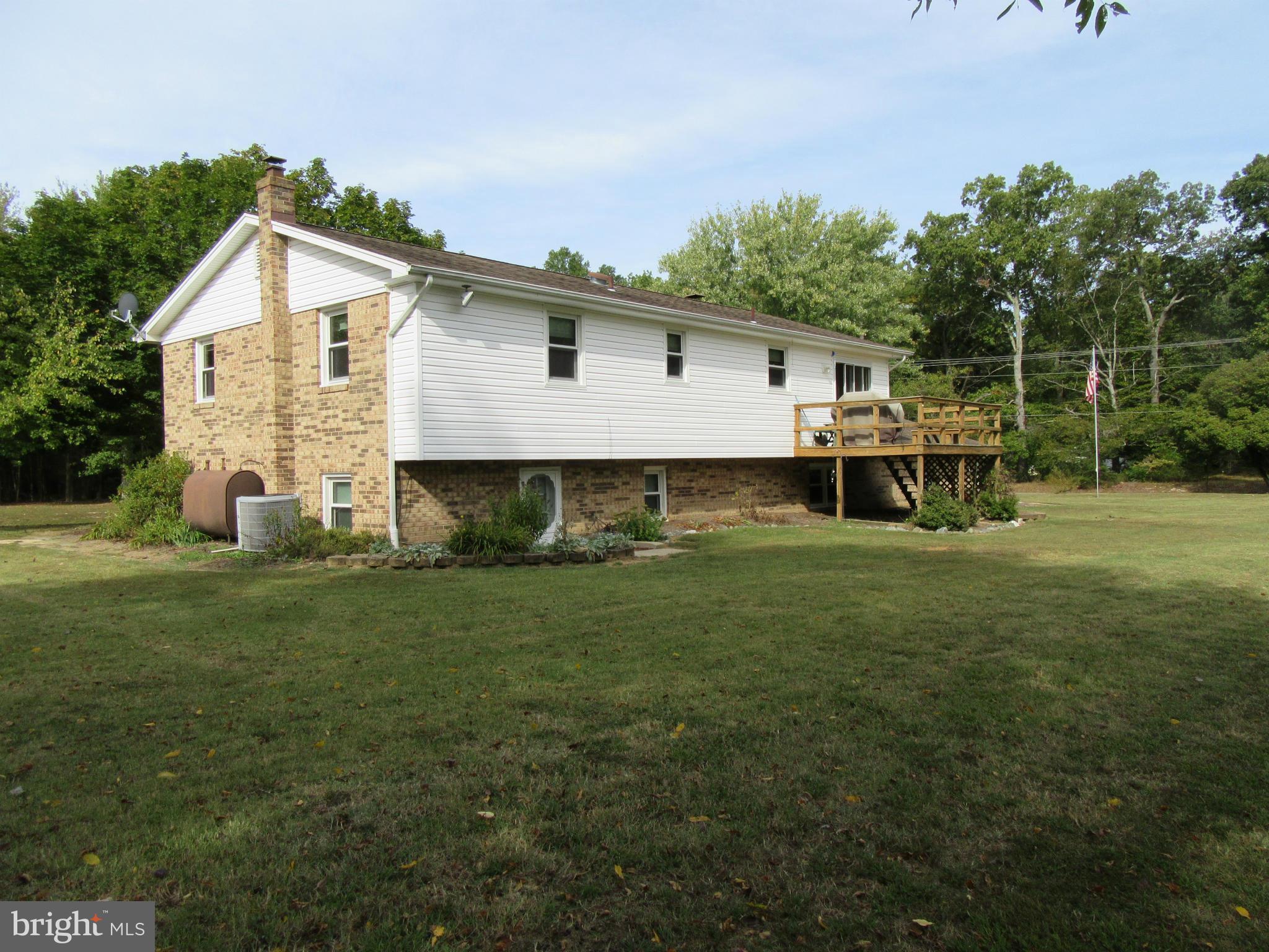 AVON CREST - Residential