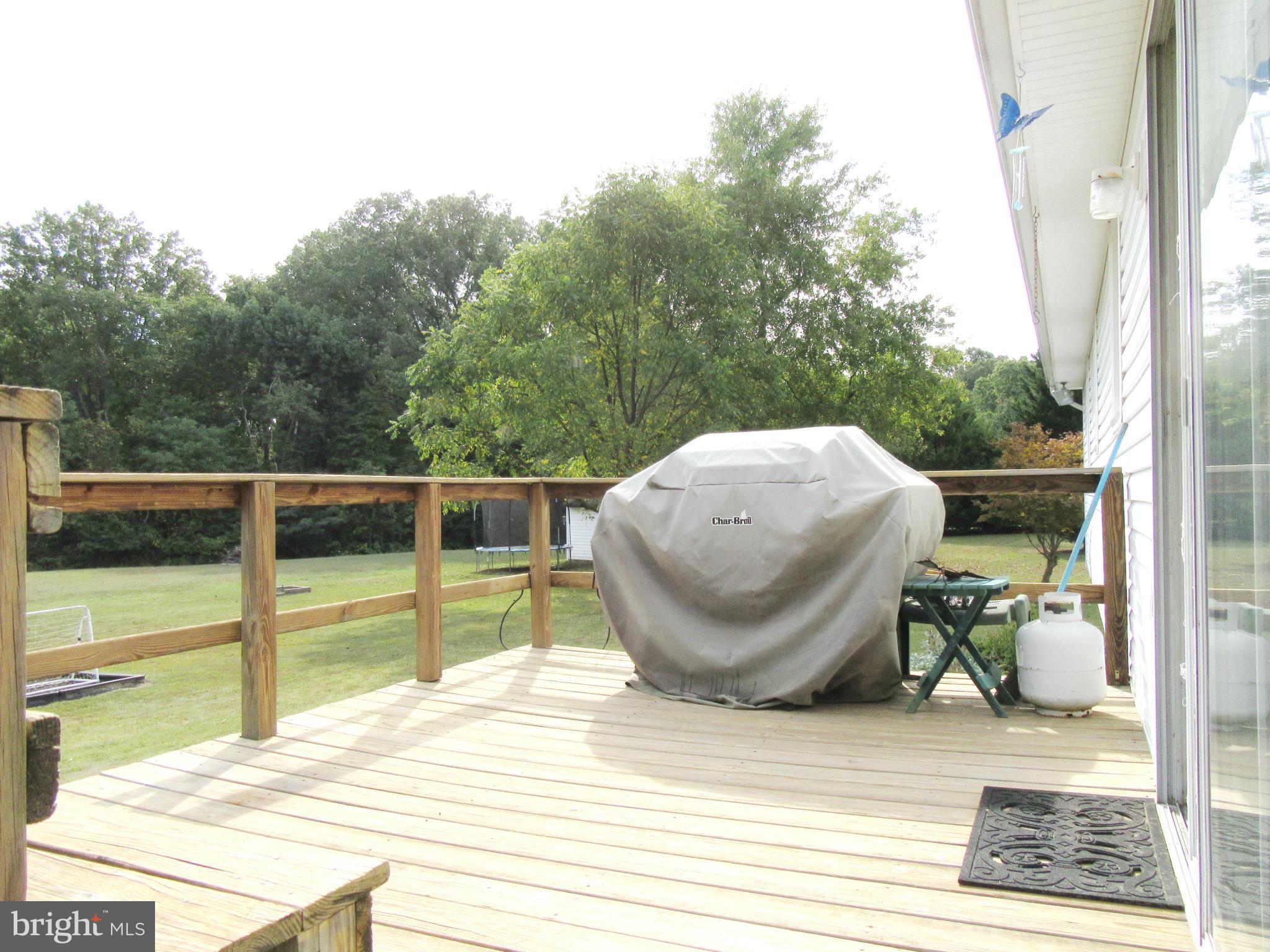 AVON CREST - Residential