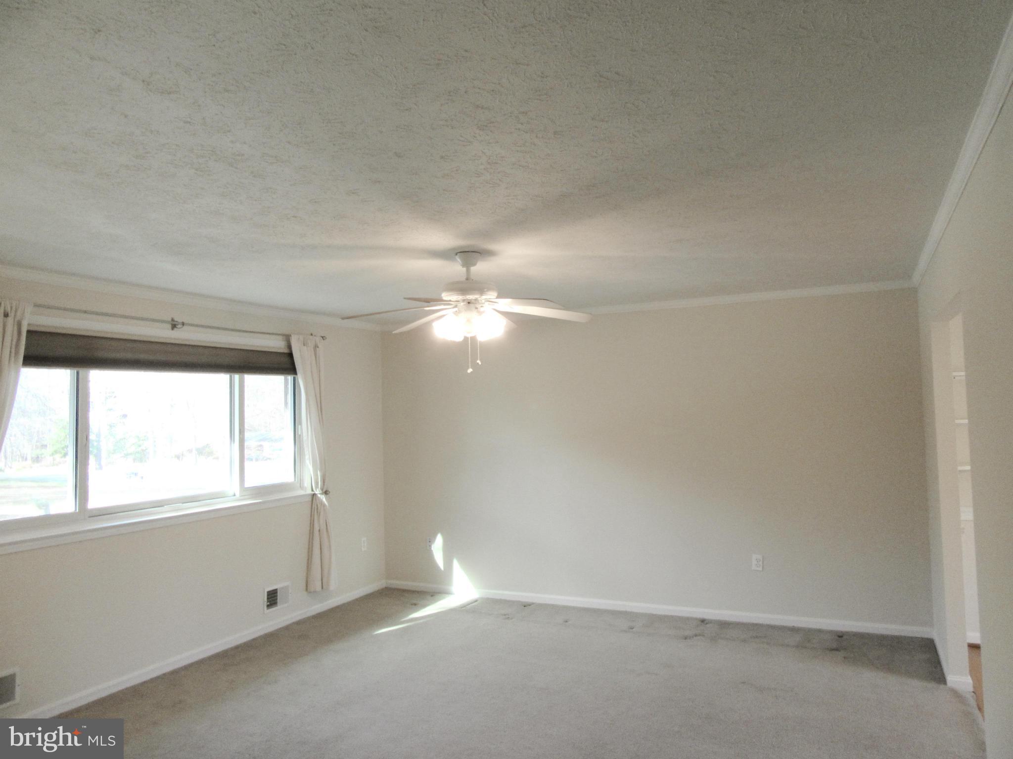 AVON CREST - Residential