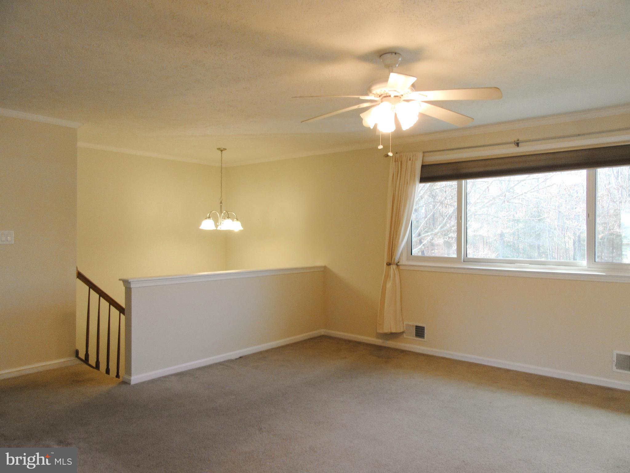 AVON CREST - Residential