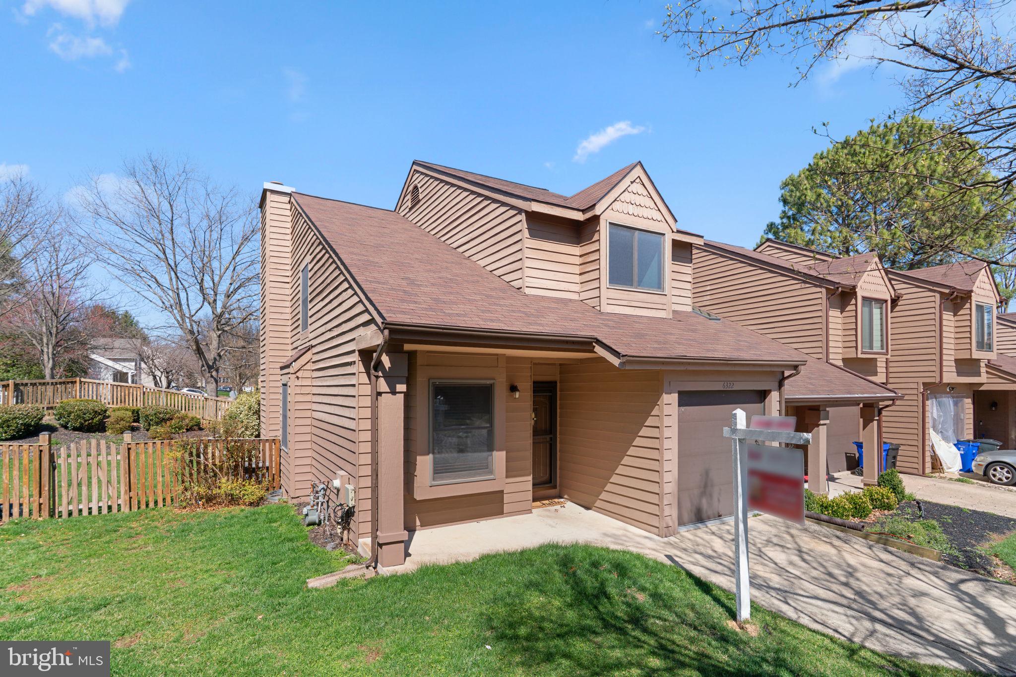 6322 EARLY GLOW COURT