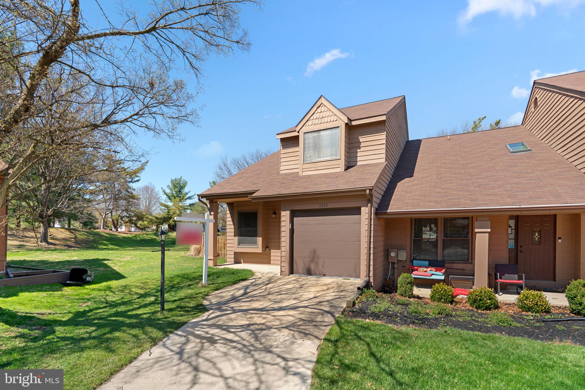 6322 EARLY GLOW COURT