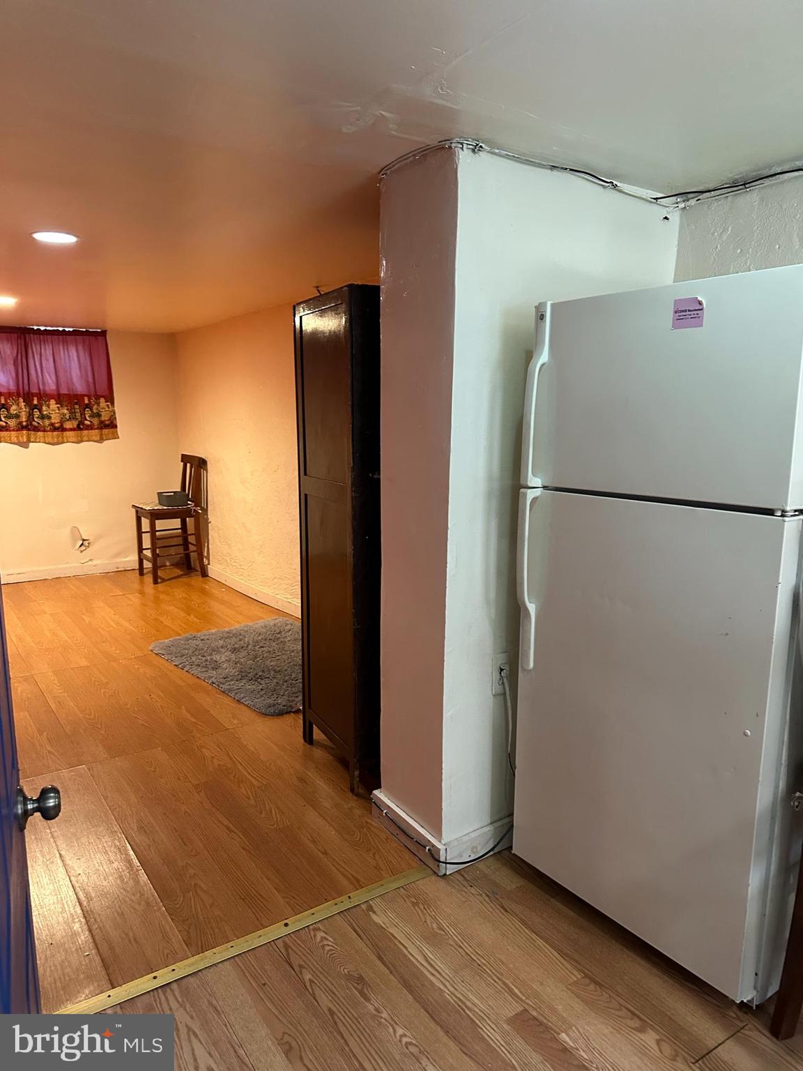 OXFORD CIRCLE - Residential