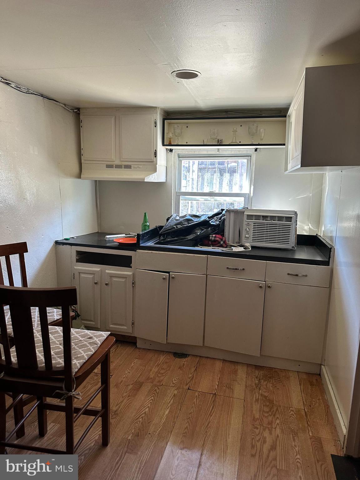 OXFORD CIRCLE - Residential