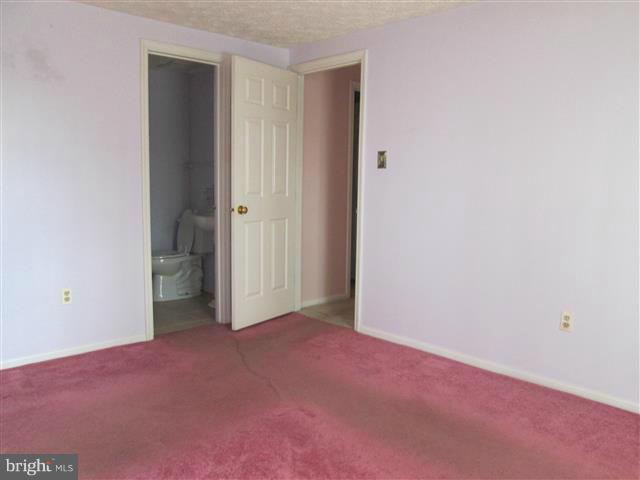 WOODBRIDGE CENTER - Residential