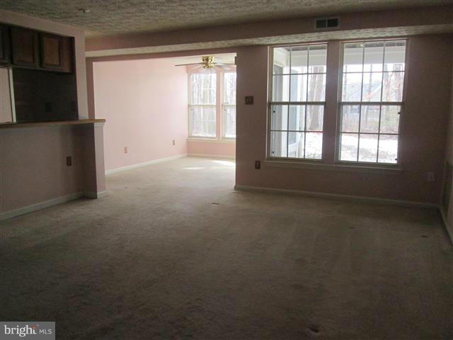 WOODBRIDGE CENTER - Residential