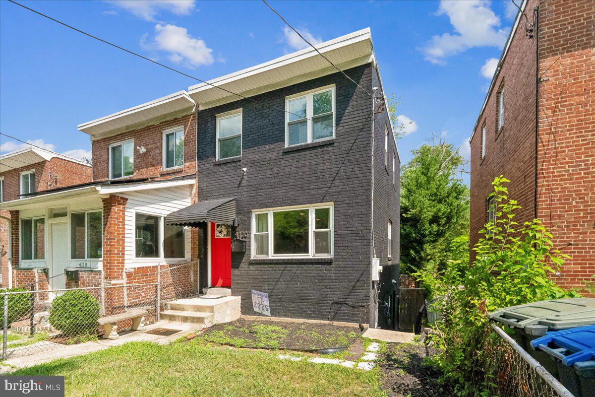4120 E CAPITOL STREET NE