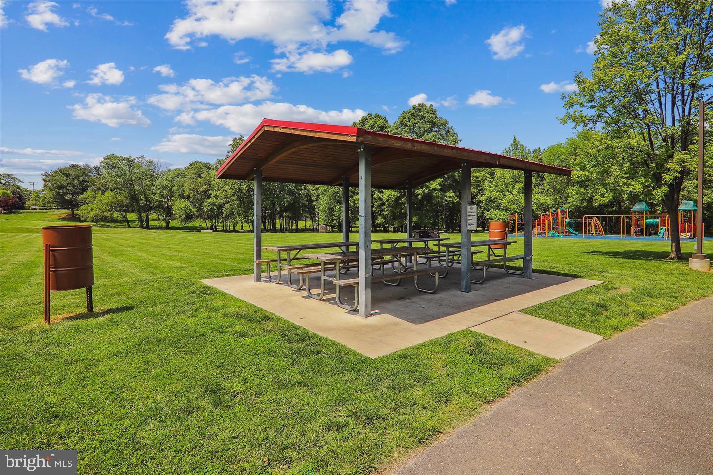BROOKMILL CONDOMINIUMS - Residential