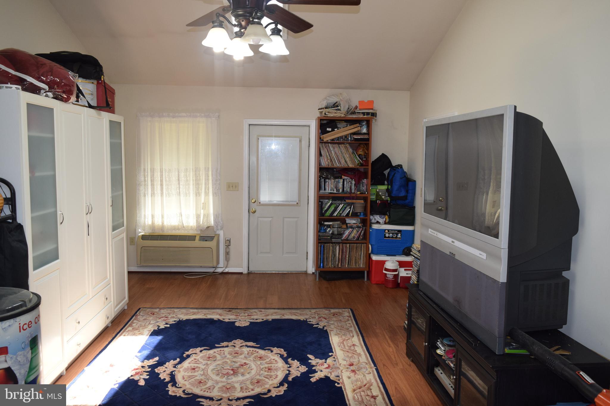 FORT WASHINGTON FOREST - Residential