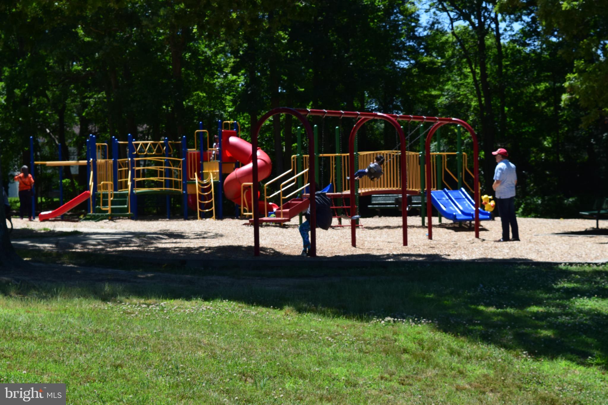 FORT WASHINGTON FOREST - Residential