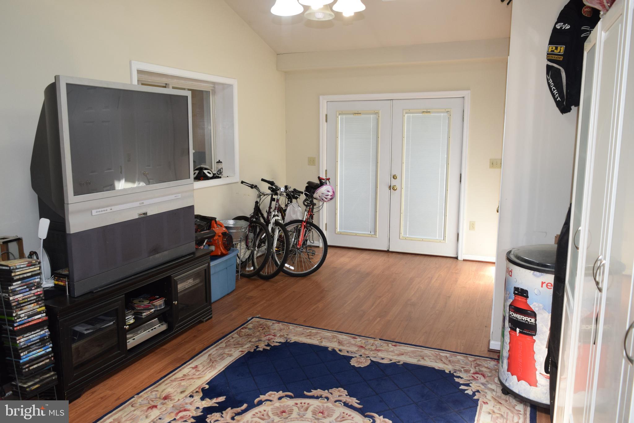 FORT WASHINGTON FOREST - Residential