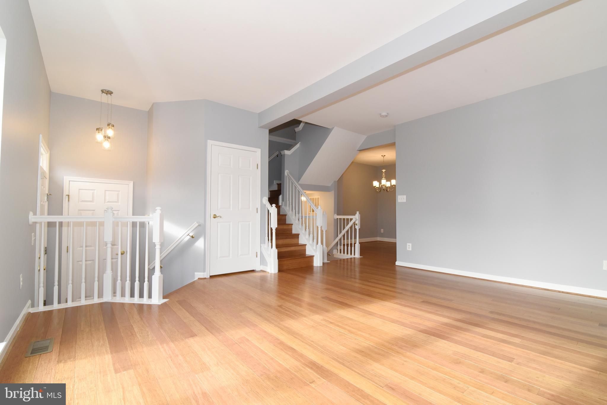 ASHBURN FARM - Residential