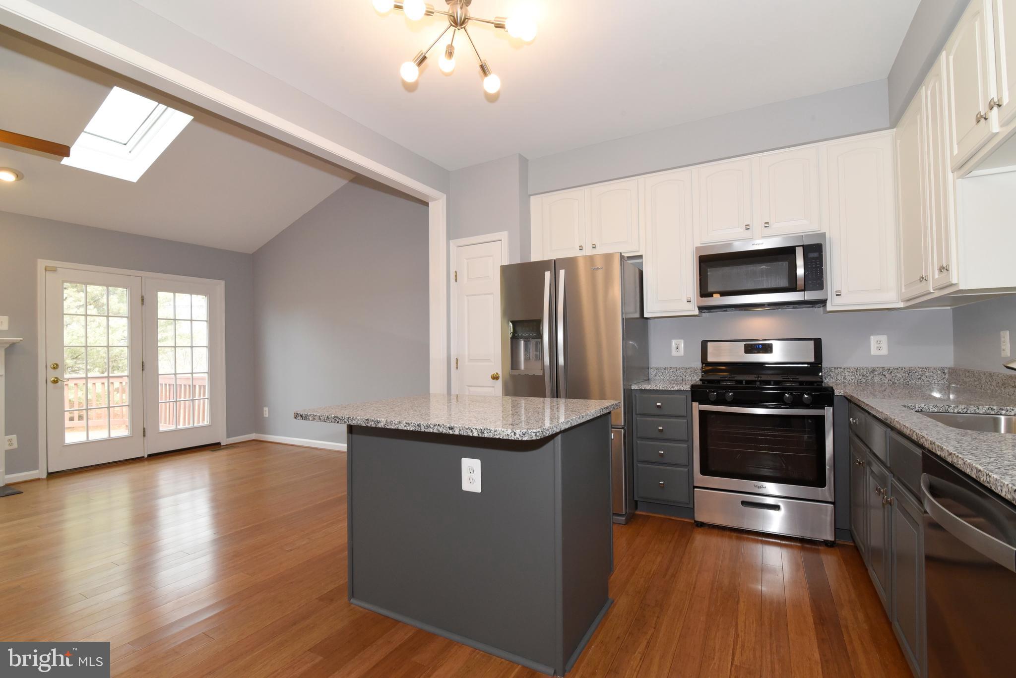 ASHBURN FARM - Residential