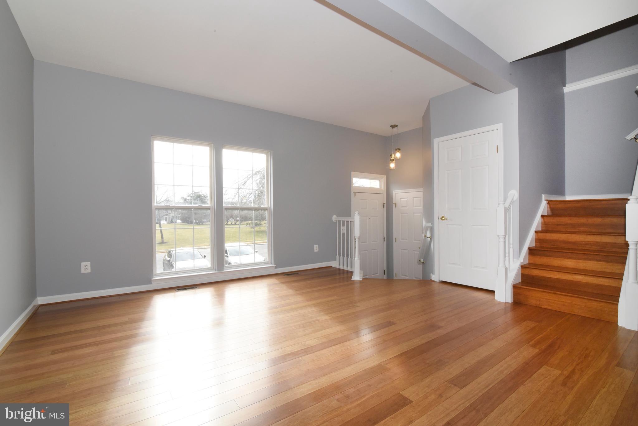 ASHBURN FARM - Residential