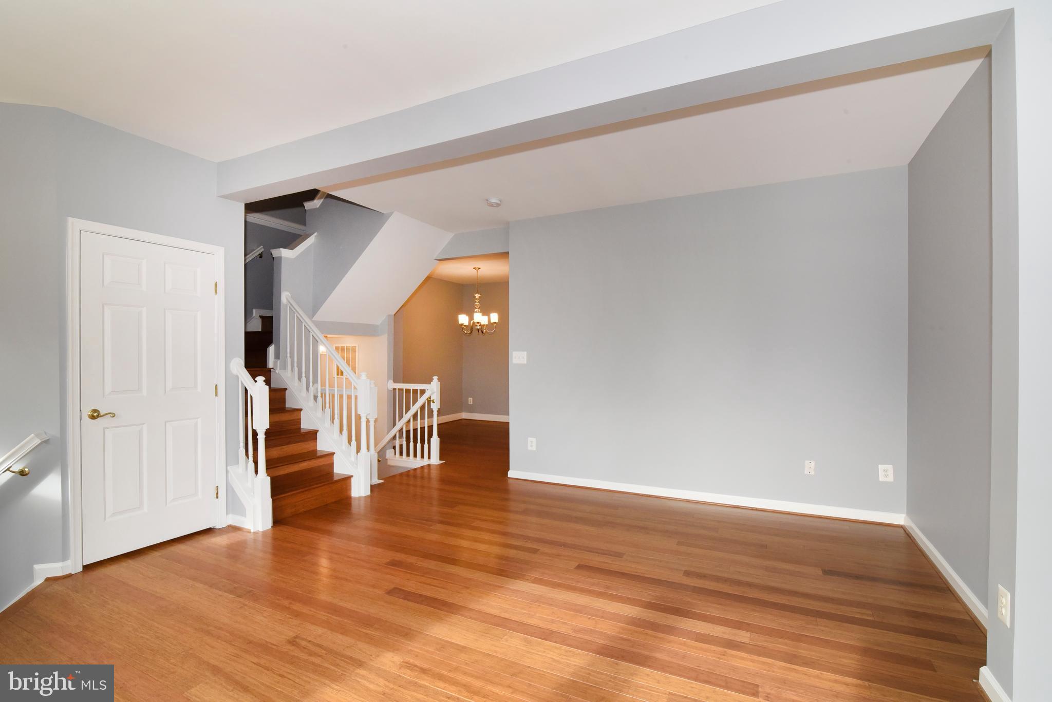 ASHBURN FARM - Residential