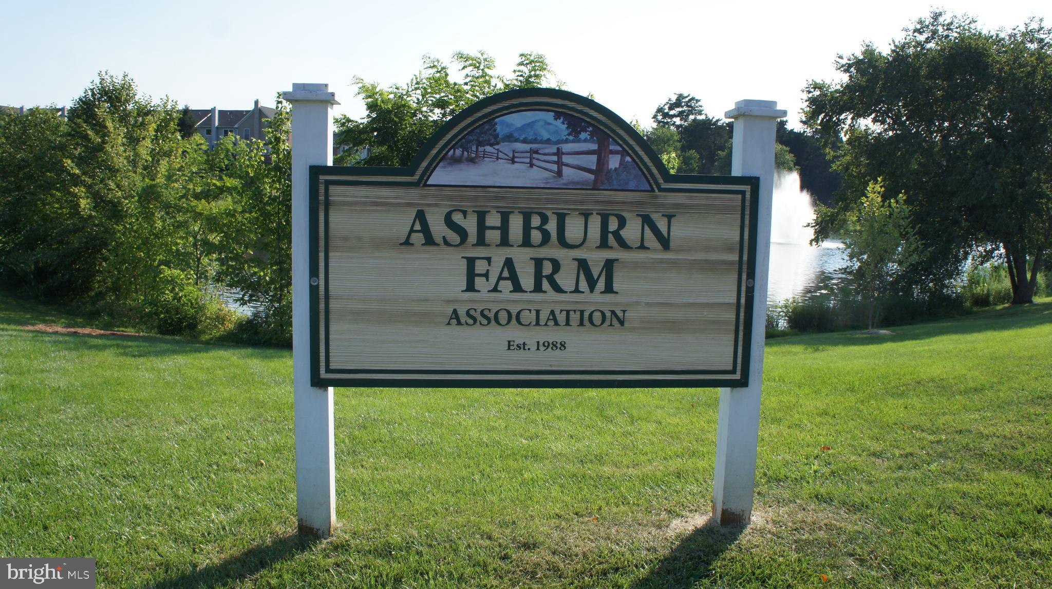 ASHBURN FARM - Residential