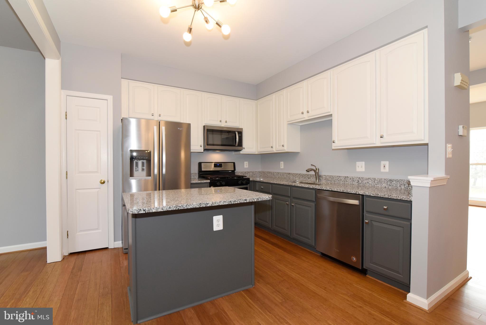 ASHBURN FARM - Residential