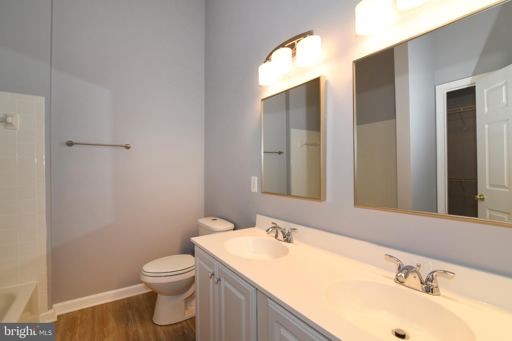 ASHBURN FARM - Residential