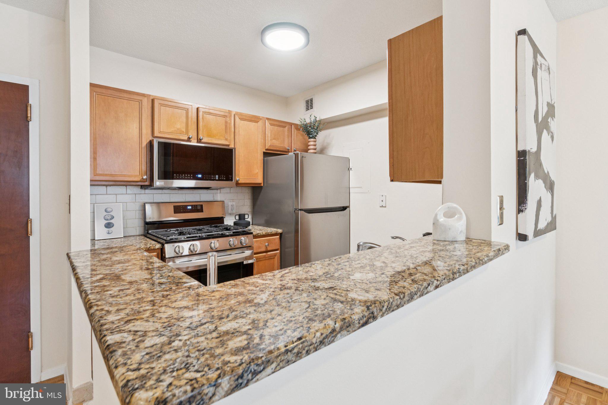 DOWNTOWN BETHESDA - Residential