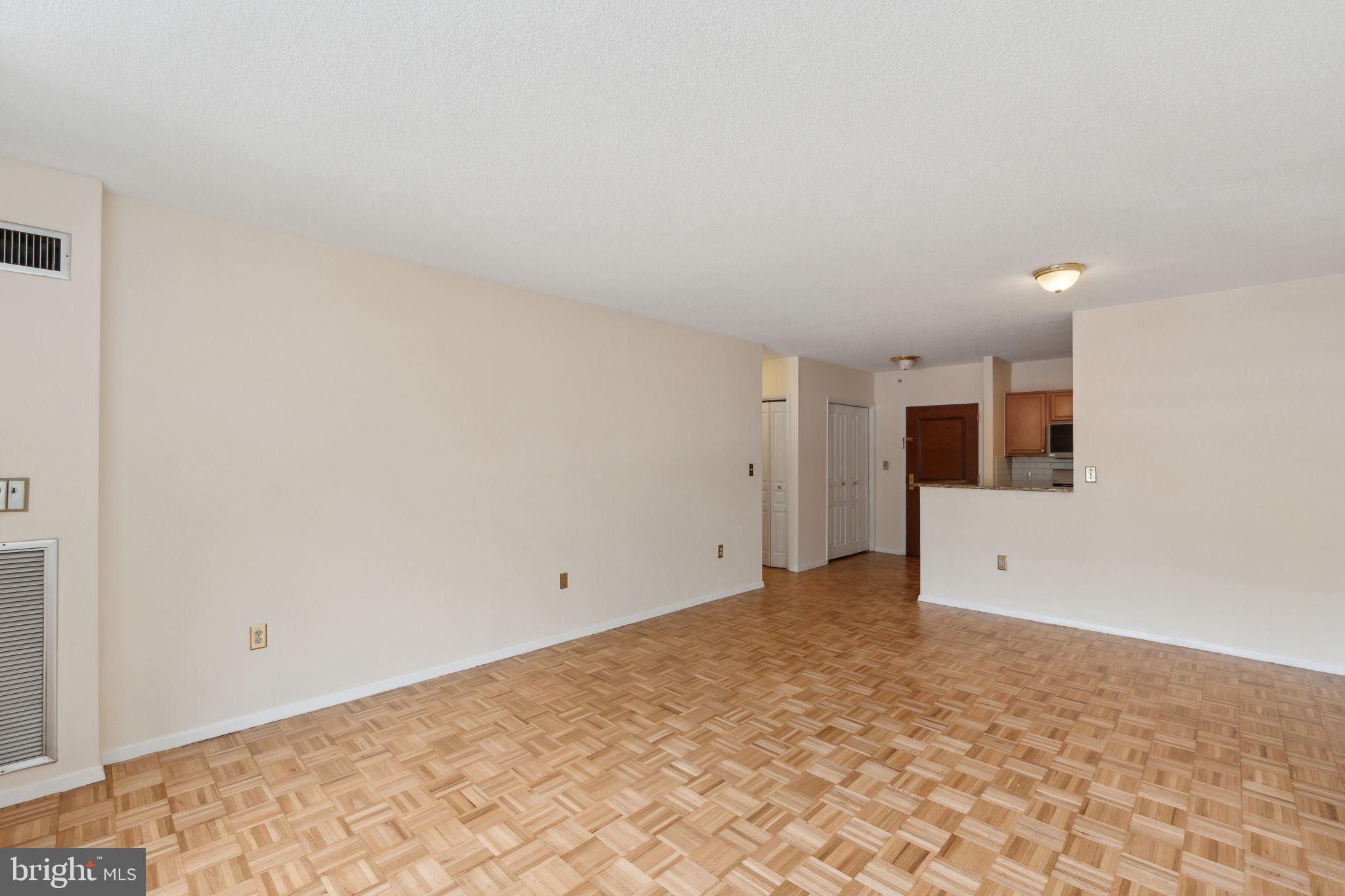 DOWNTOWN BETHESDA - Residential