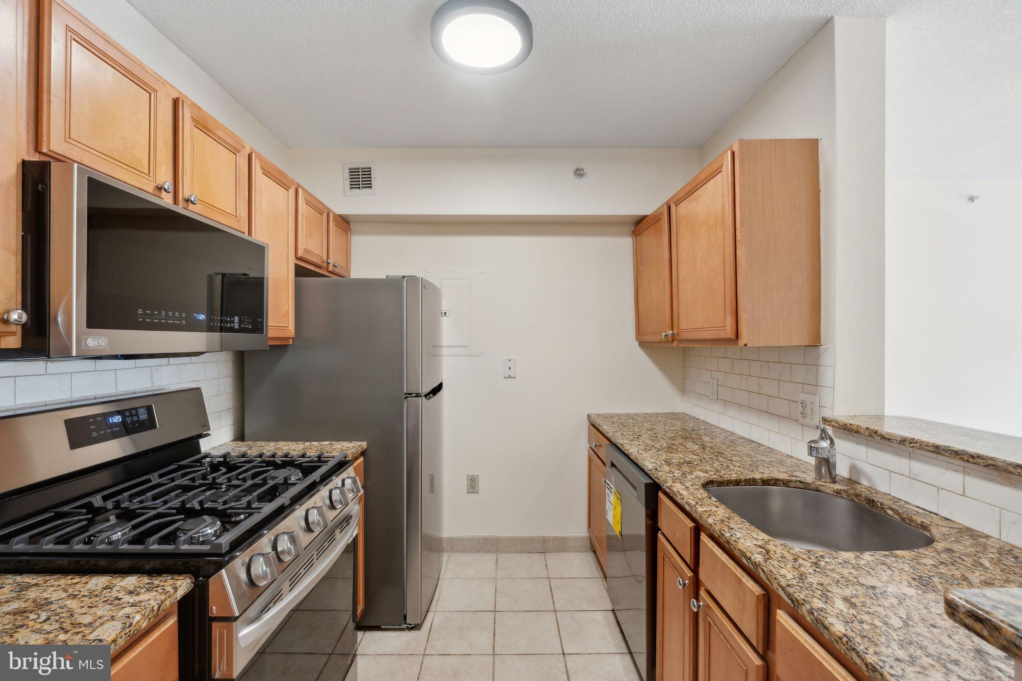 DOWNTOWN BETHESDA - Residential