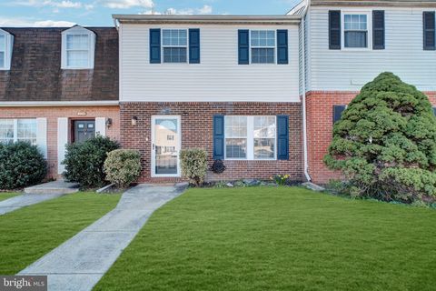 18077 OLDE PORT LANE TRIANGLE VA 22172