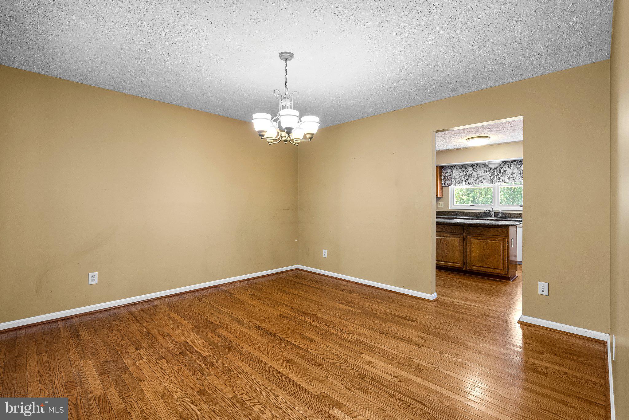 BAY COUNTRY - Residential