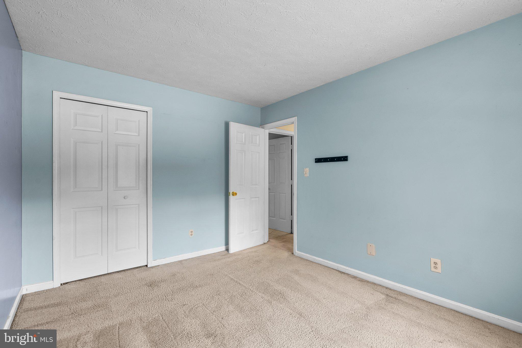 BAY COUNTRY - Residential