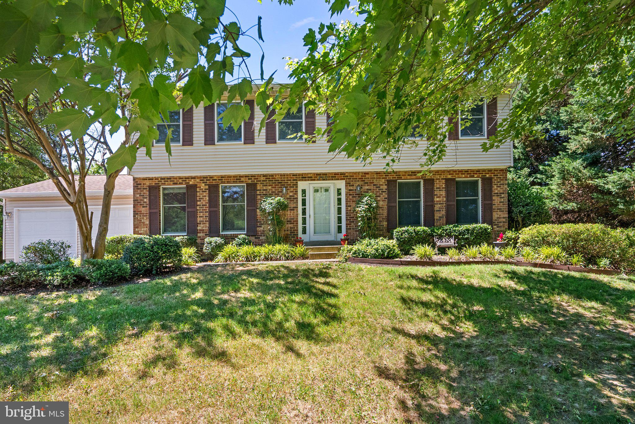 BAY COUNTRY - Residential