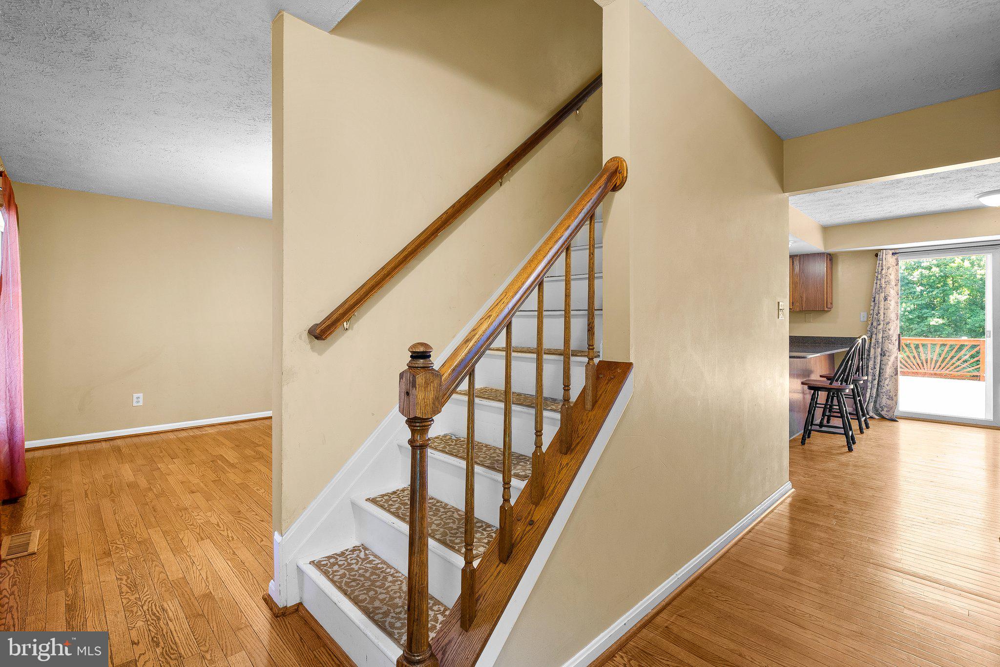 BAY COUNTRY - Residential