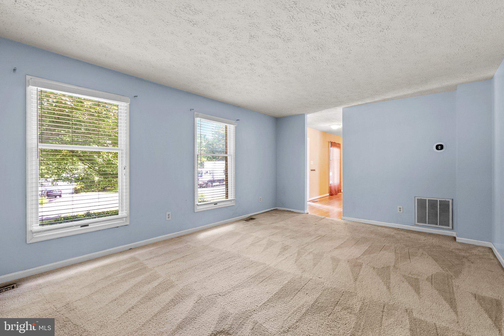 BAY COUNTRY - Residential