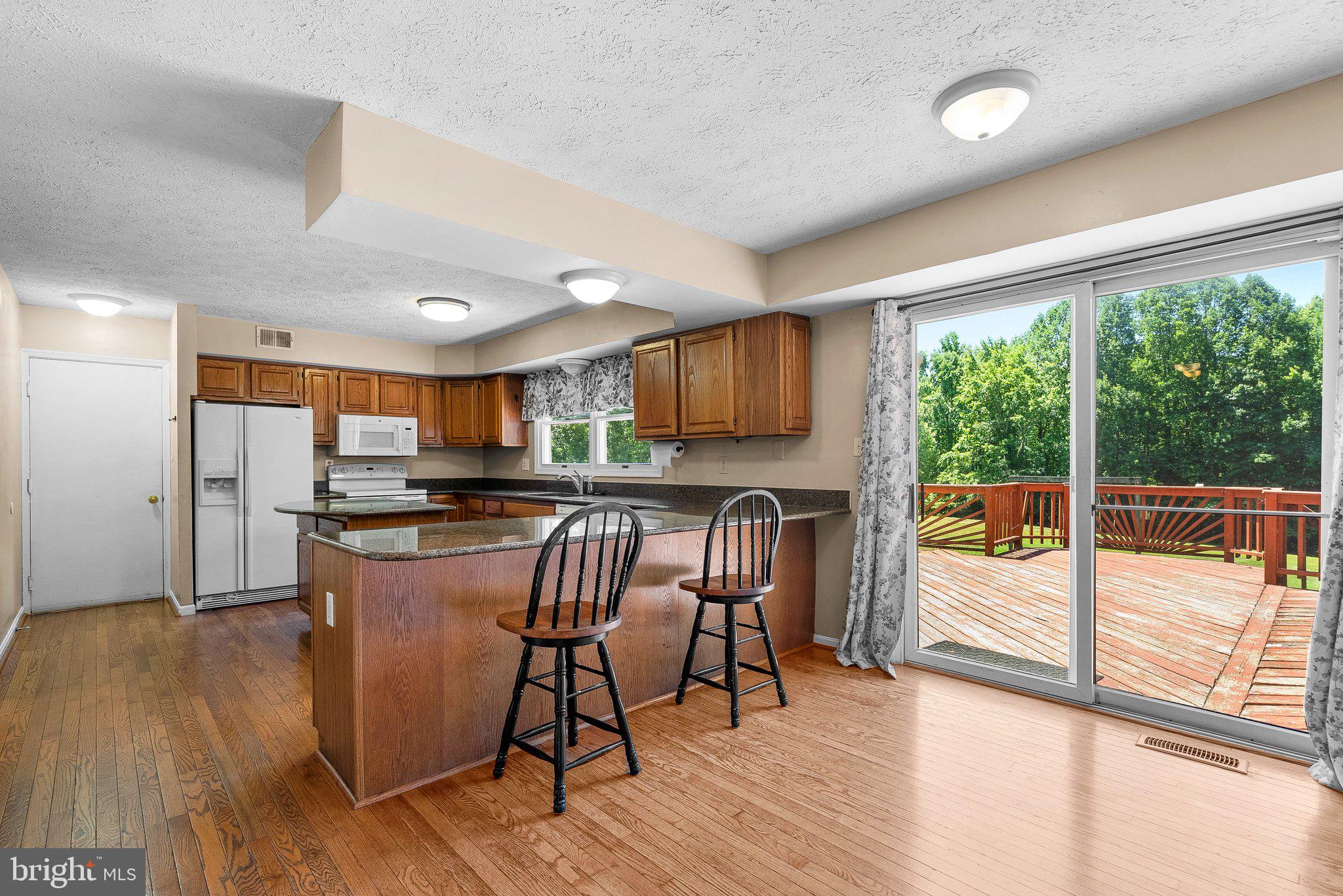 BAY COUNTRY - Residential