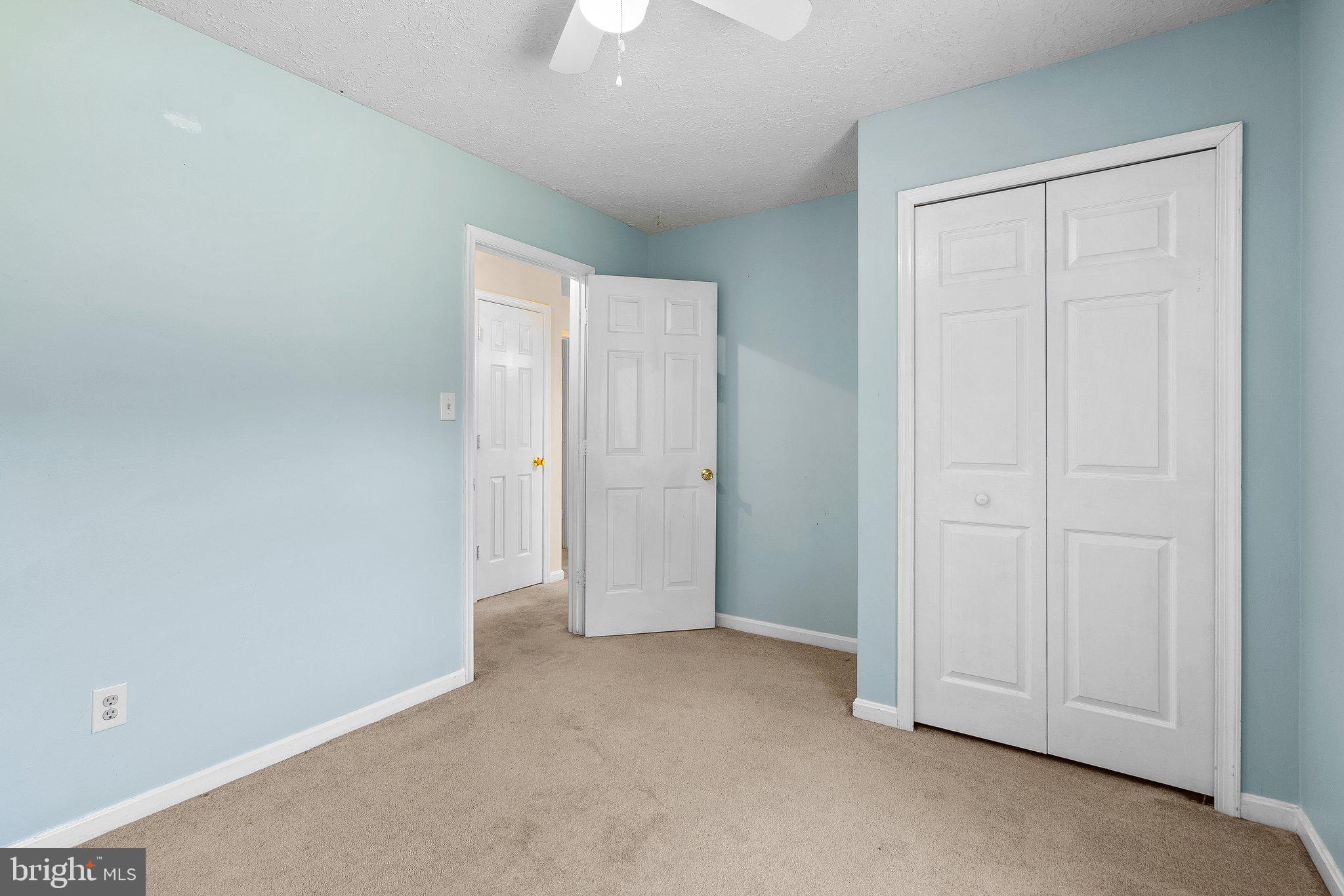 BAY COUNTRY - Residential