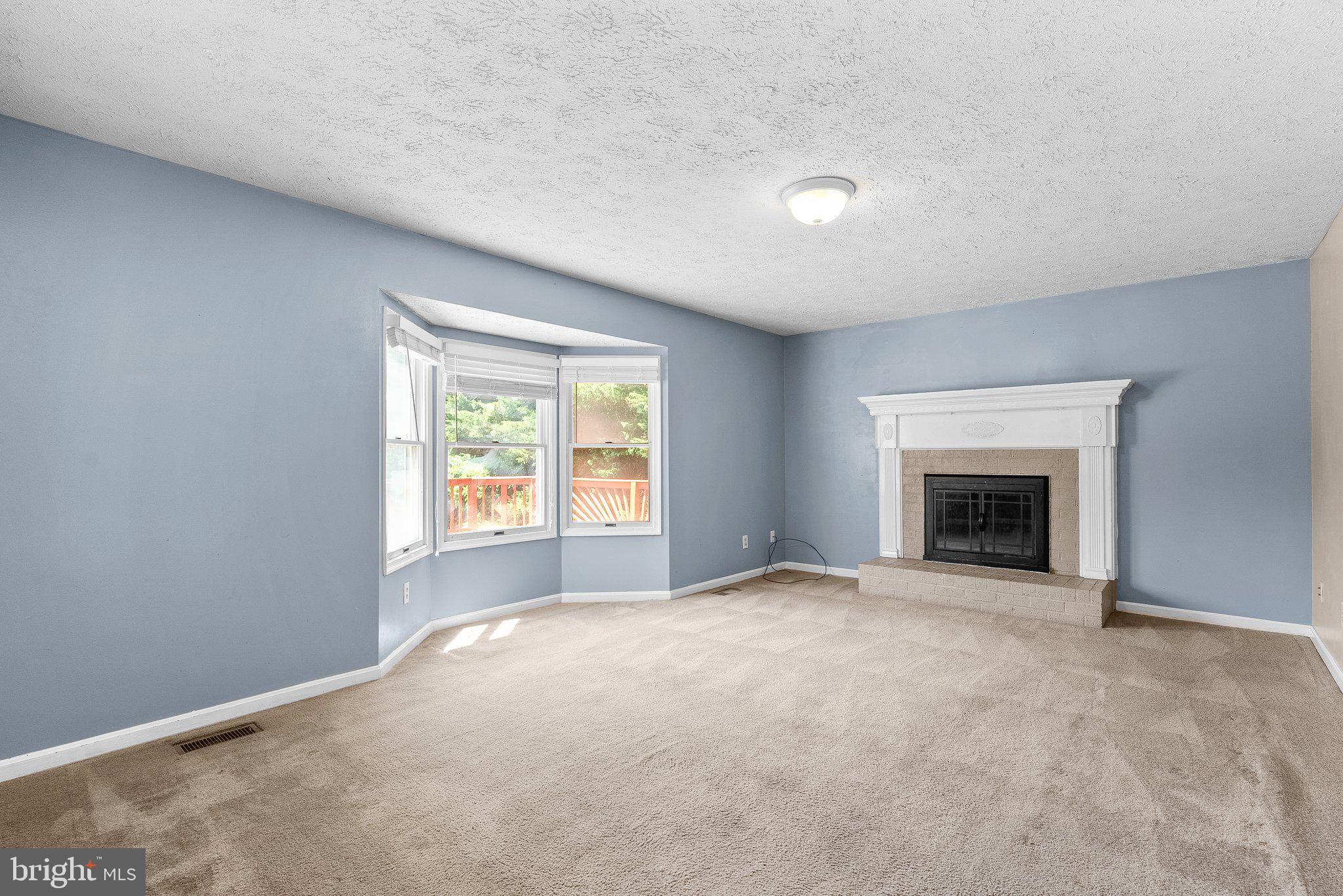 BAY COUNTRY - Residential