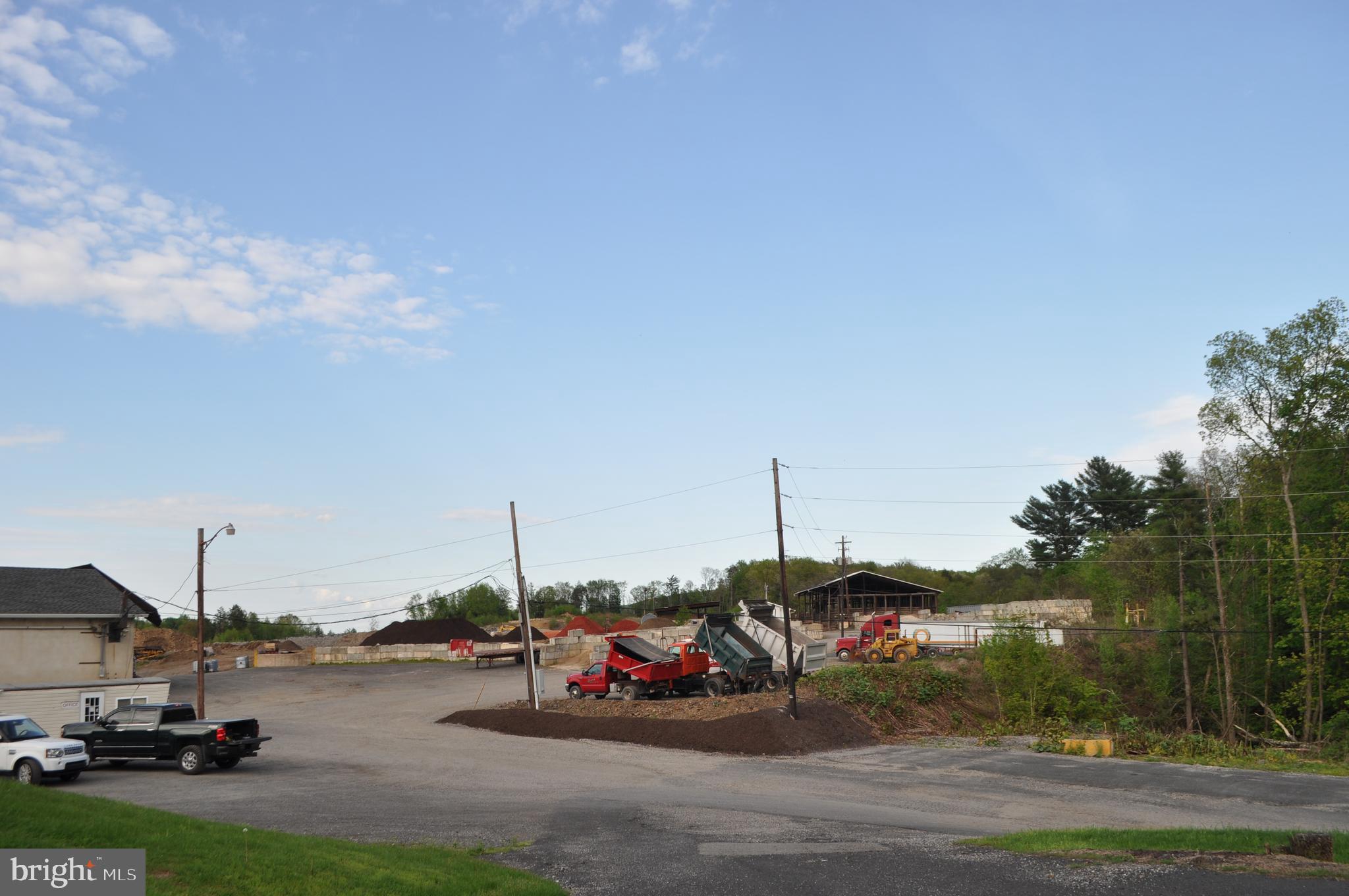 NEW PHILADELPHIA - Commercial Sale