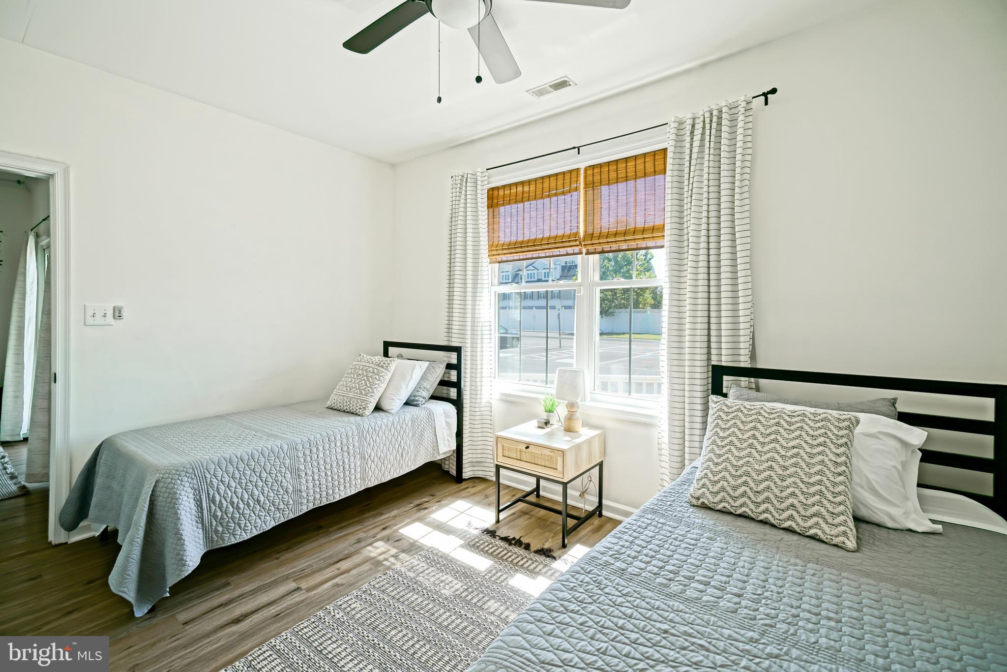 SANDPIPER VILLAGE - Residential