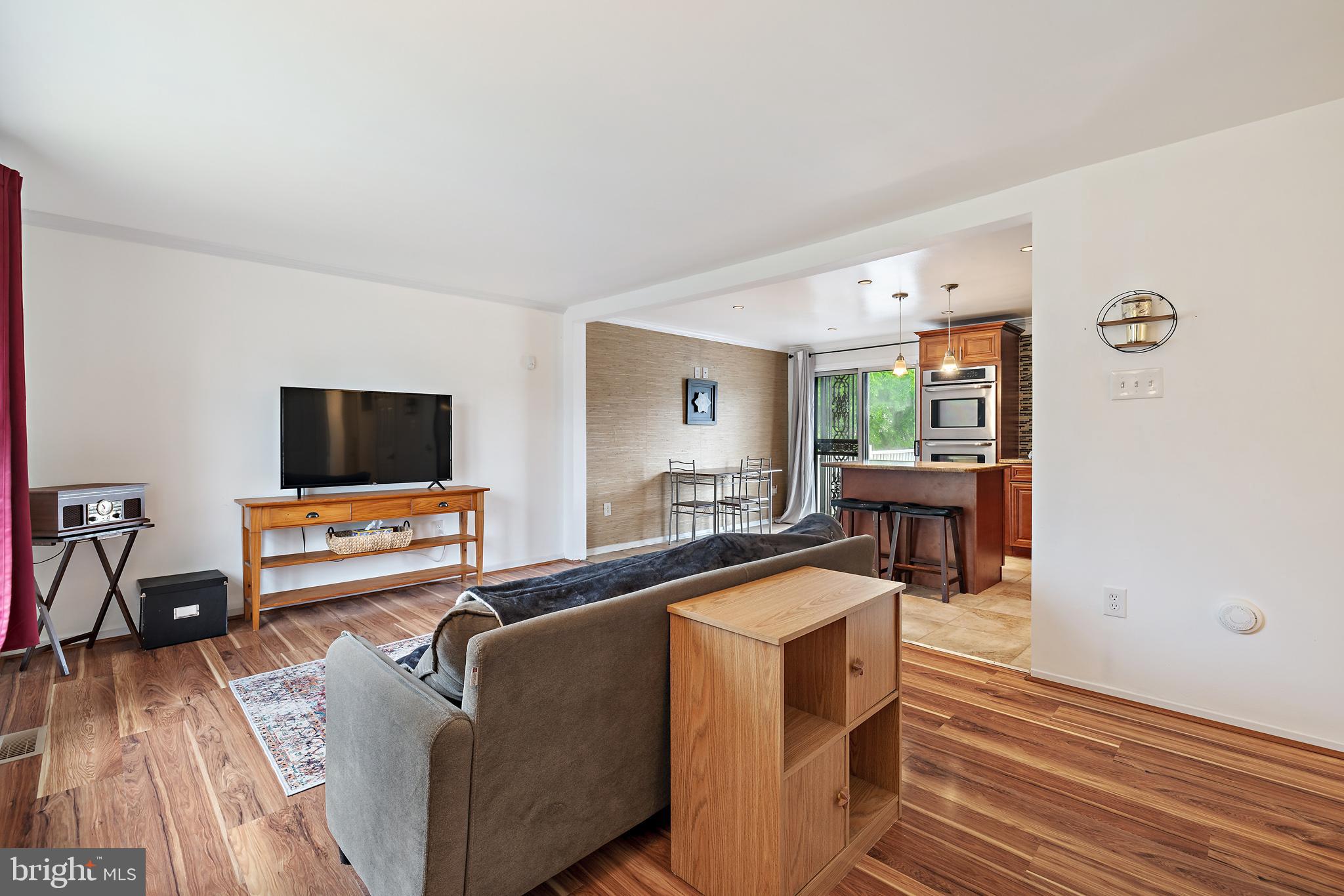 WEST ARLINGTON - Residential