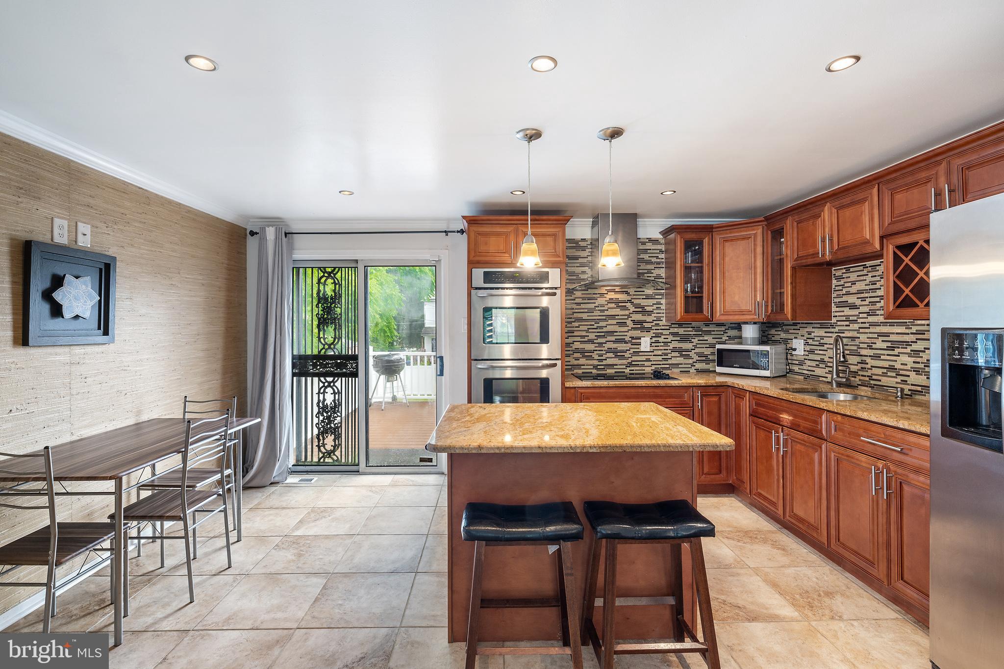 WEST ARLINGTON - Residential