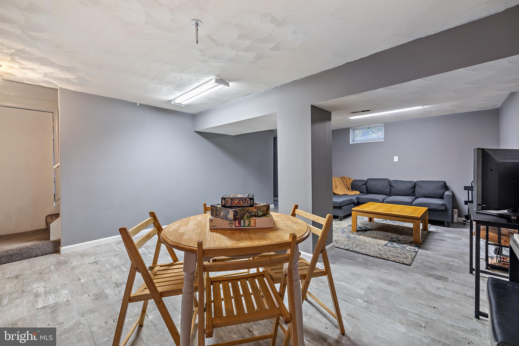 WEST ARLINGTON - Residential