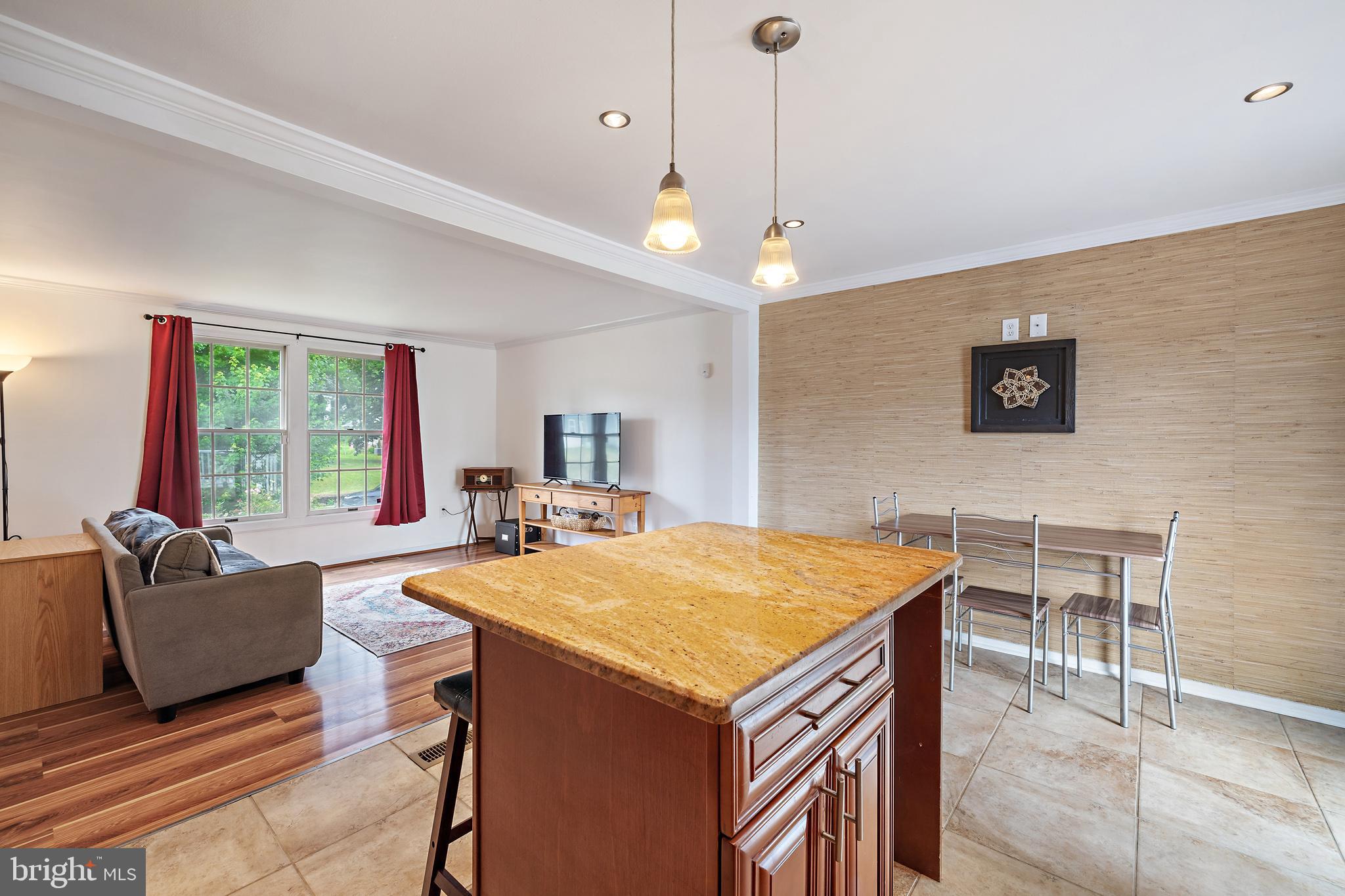 WEST ARLINGTON - Residential