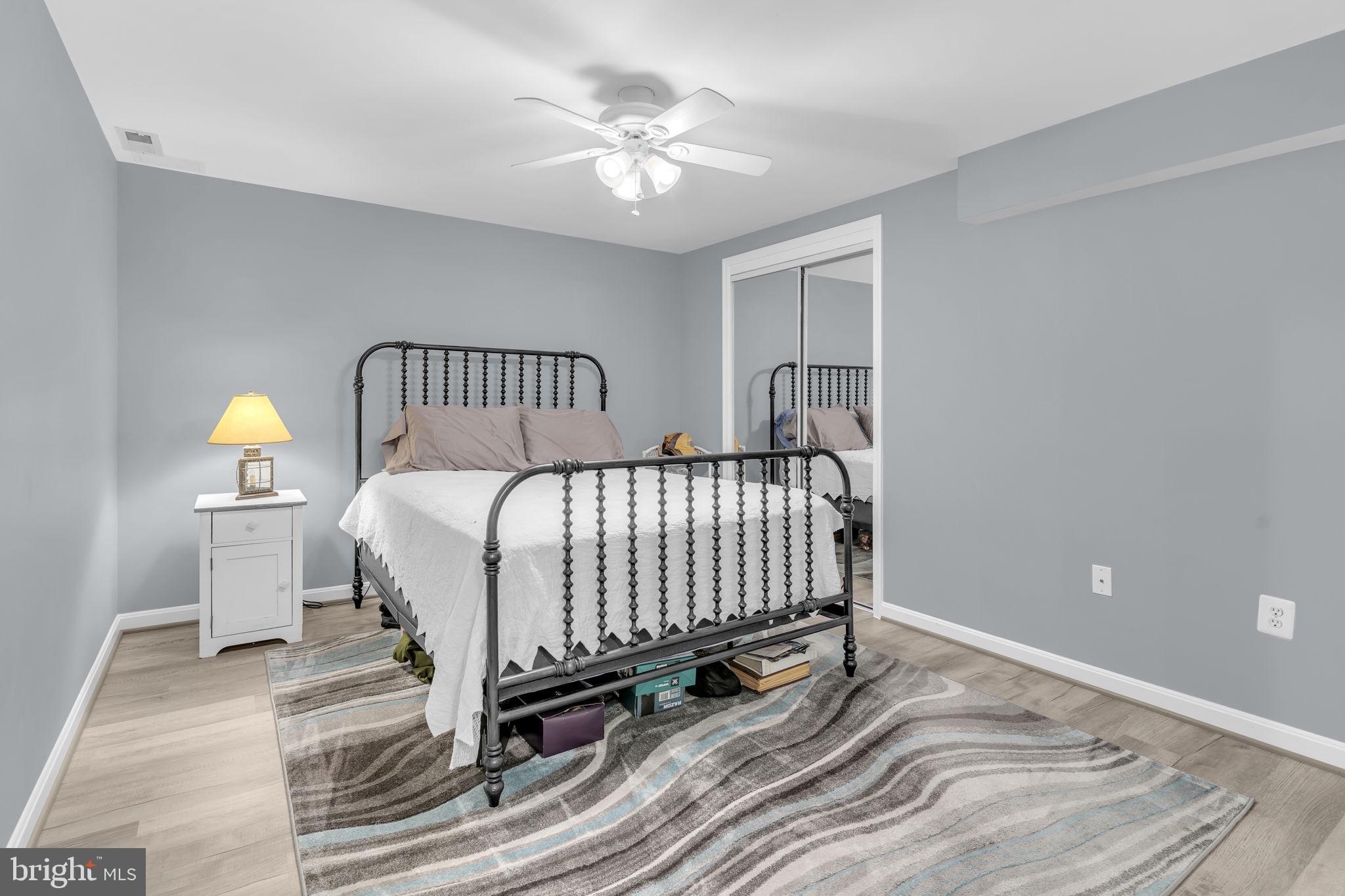 CEDAR BEACH - Residential