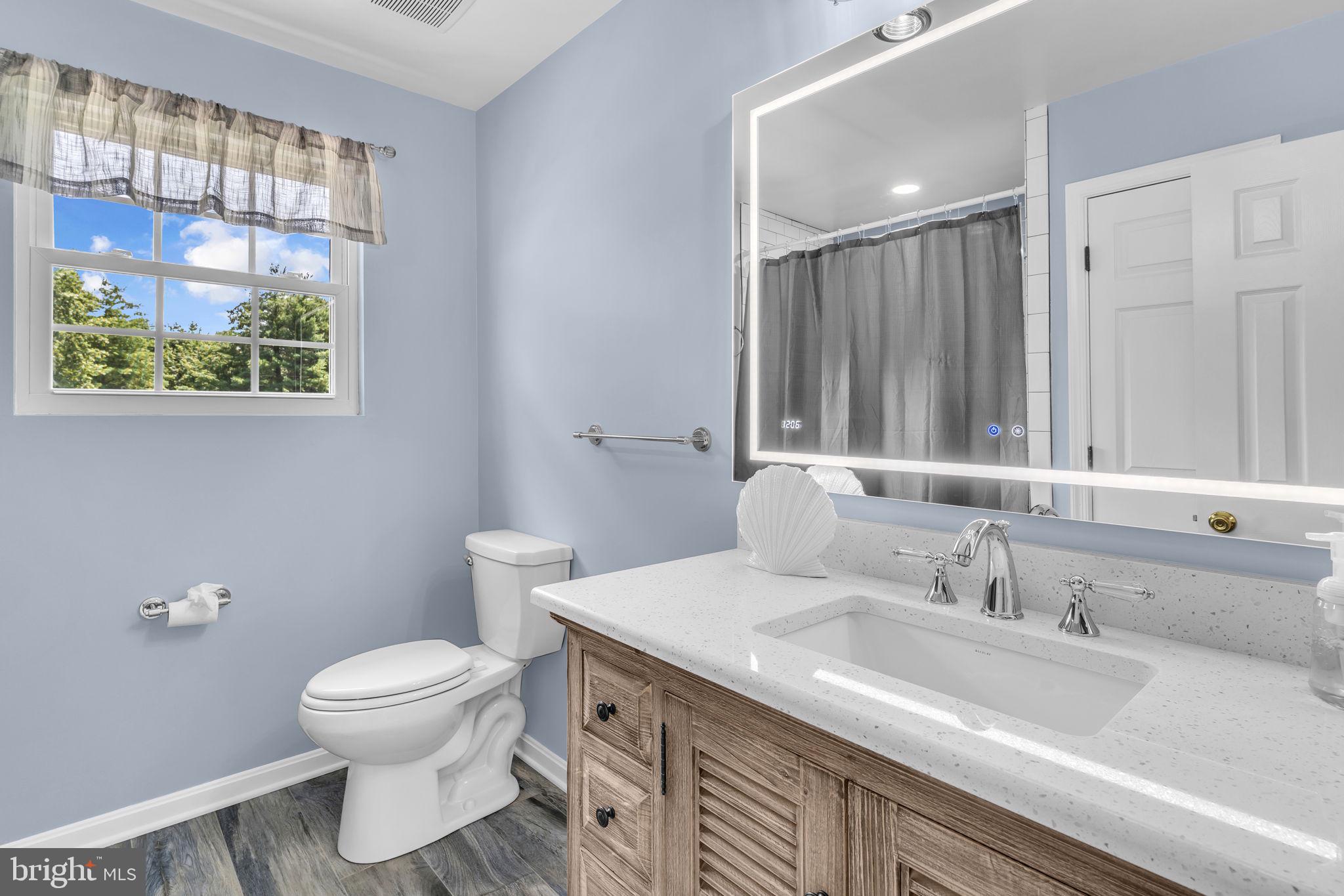 CEDAR BEACH - Residential