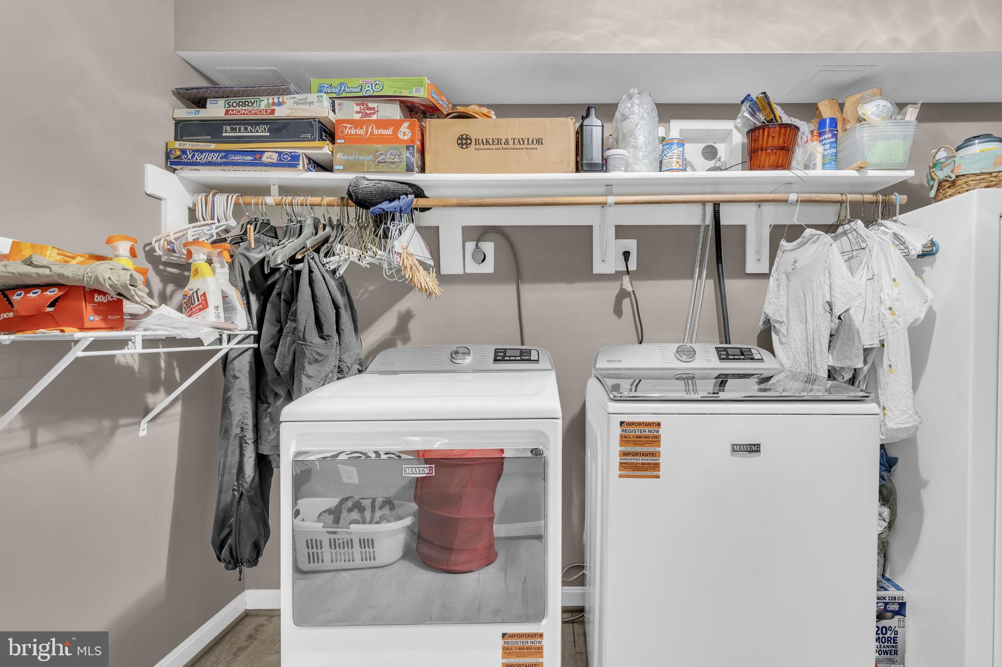 CEDAR BEACH - Residential