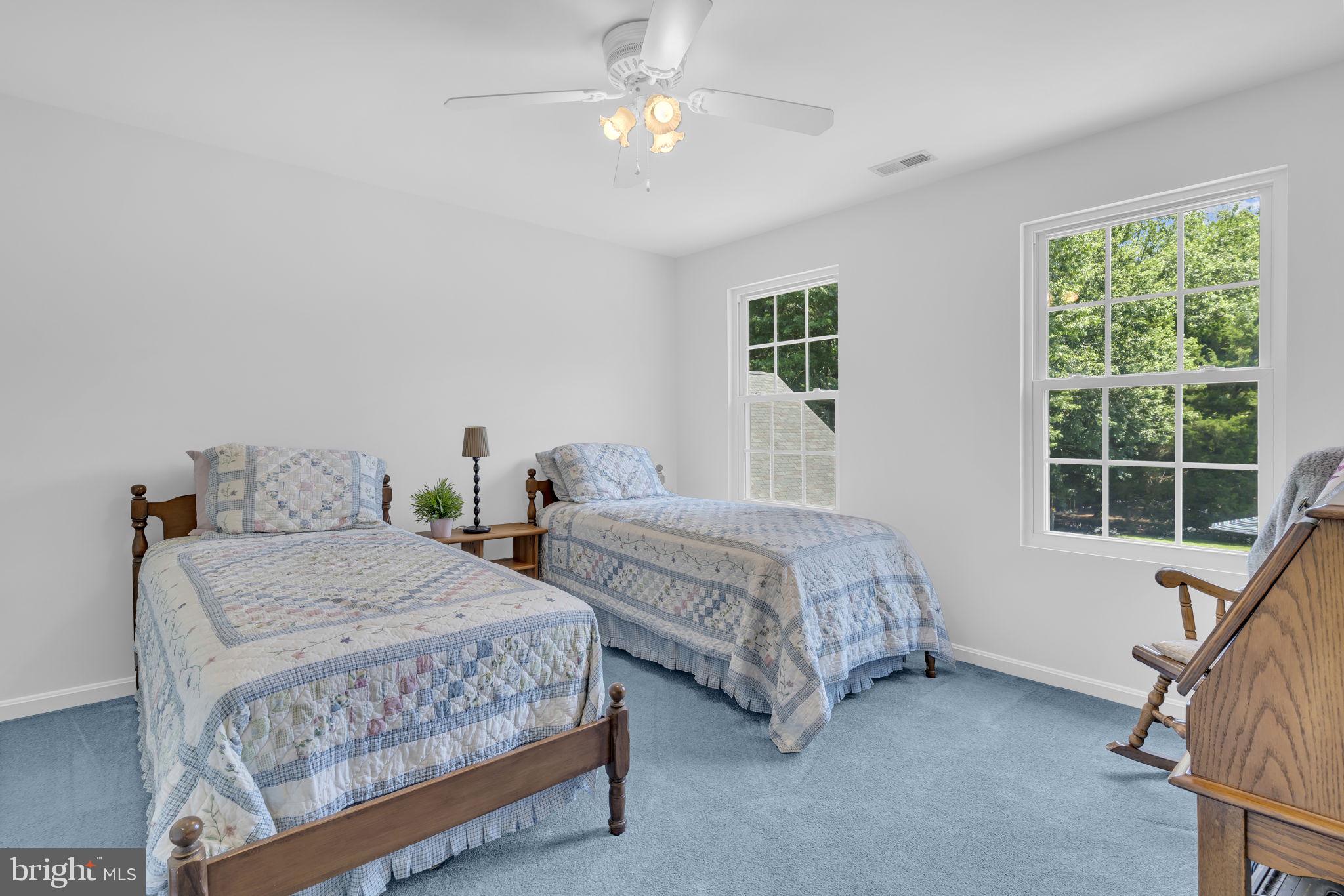 CEDAR BEACH - Residential